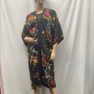 Vince Camuto Women's Black Floral Print Kimono Open Cardigan Wrap NWOT